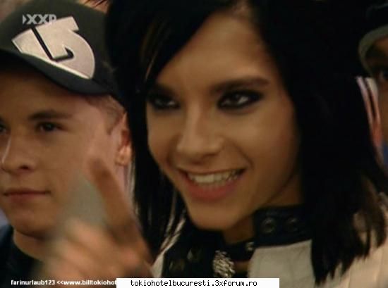 Blog 27 vs Tokio Hotel vs US5 - sunt niste vaci proaste incaltzate fara minte - Bill