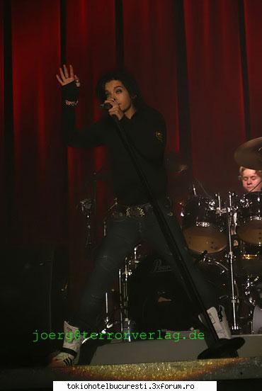 Poze - la la la la ce marfa canta la la la - Tokio Hotel