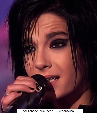 Poze - una dintre ele sunt eu - Tokio Hotel