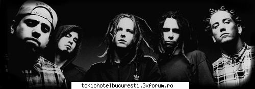 ce formatii rock mai ascultati ? - putin respect... el e jonathan davis vocalul KoRn - Sa ne cunoastem