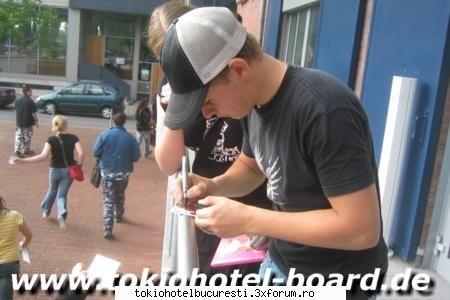 ce stiti despre el ? - eeeh..lasa...ce mie gustav ce mie tom tot TH e - Gustav