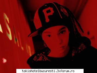 just bill...photos..news.. - cine-i in poza aia ? - Bill