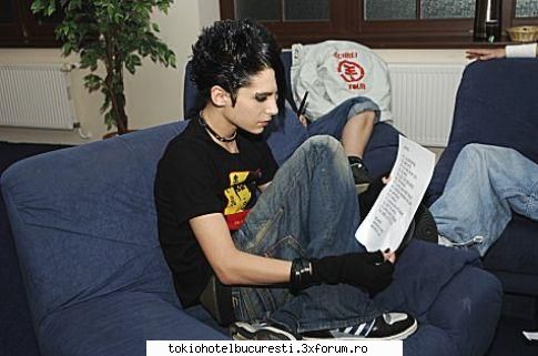 kre stie germana ? nijte lectii online? :D - nice !!!! ..ma eu de abia o invat..mie mi se pare - Tokio Hotel
