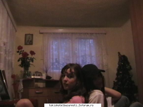 poze cu friends :D - me and mt best friend (monik) - Sa ne cunoastem