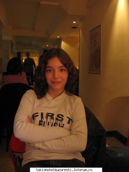poze cu friends :D - raluka colegutza mea din cls 1 :D - Sa ne cunoastem